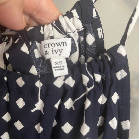 NWT Crown & Ivy Flamingo Strappy Top - Picture 3 of 6